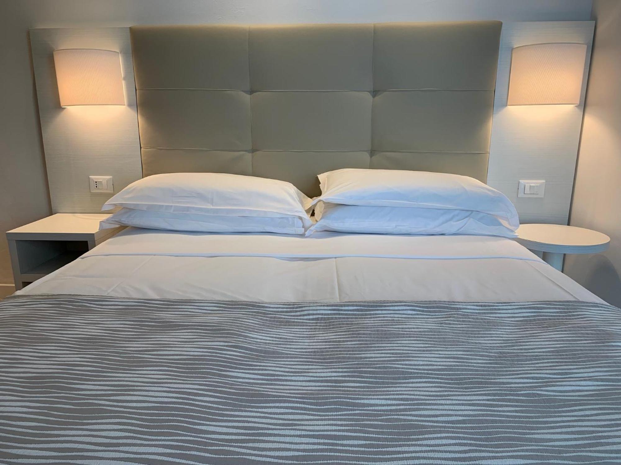 Hotel Nizza Frontemare Superior 3 Stelle リド・ディ・イエゾロ エクステリア 写真